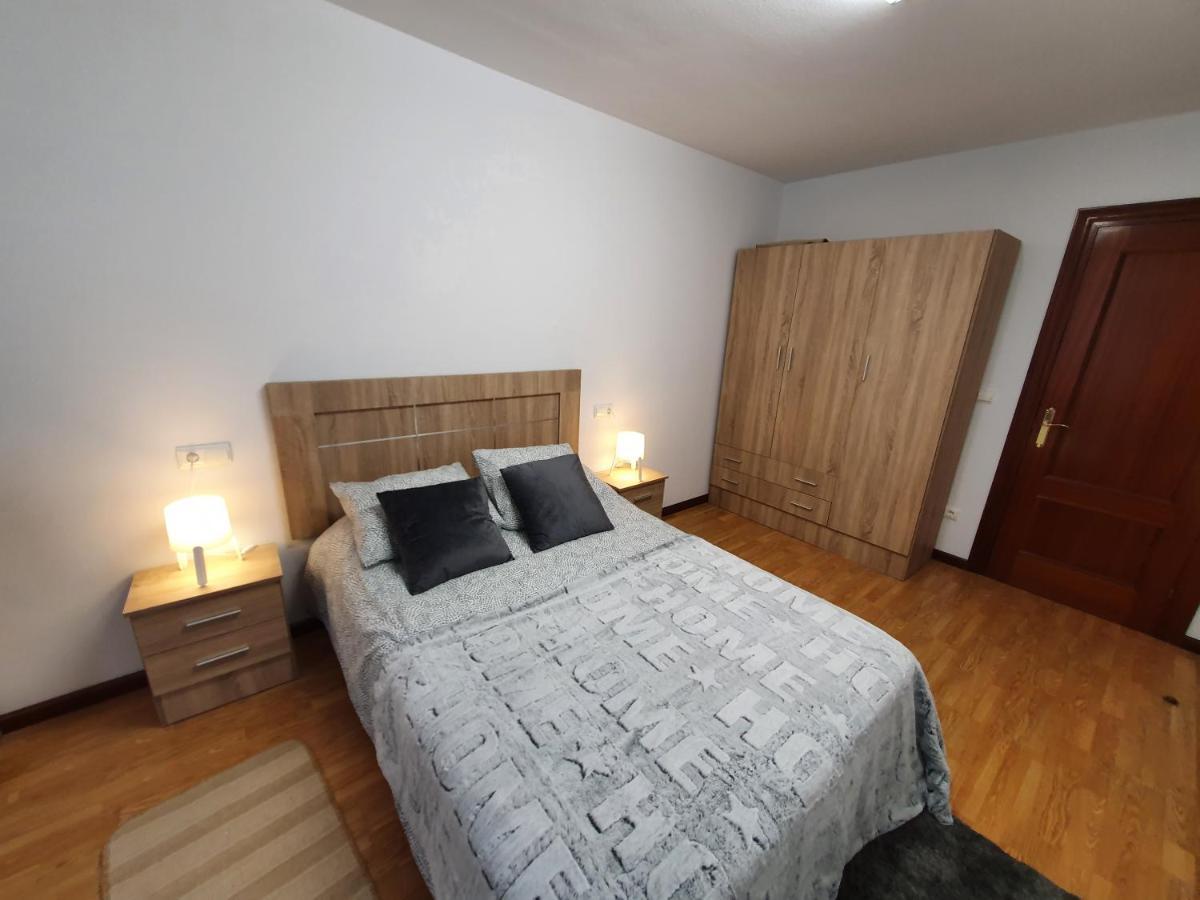 La Estancia De Cangas - Amplio Piso Con Garaje Onís Extérieur photo